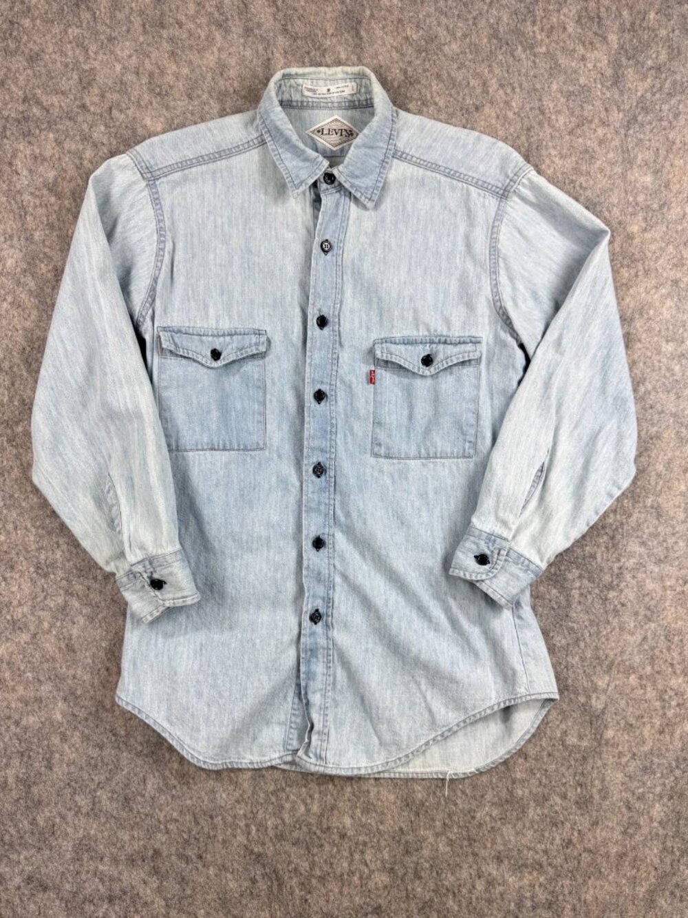 Vintage Levi’s Mens Denim Shirt Sz M Button Up Long Sleeve